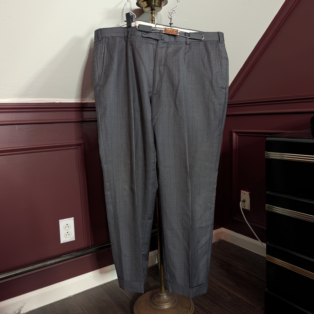 ISAIA NAPOLI Timeless 140s Wool Pinstriped Logo Embroidered Cuffed Trousers 56R